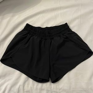 Lululemon track that shorts